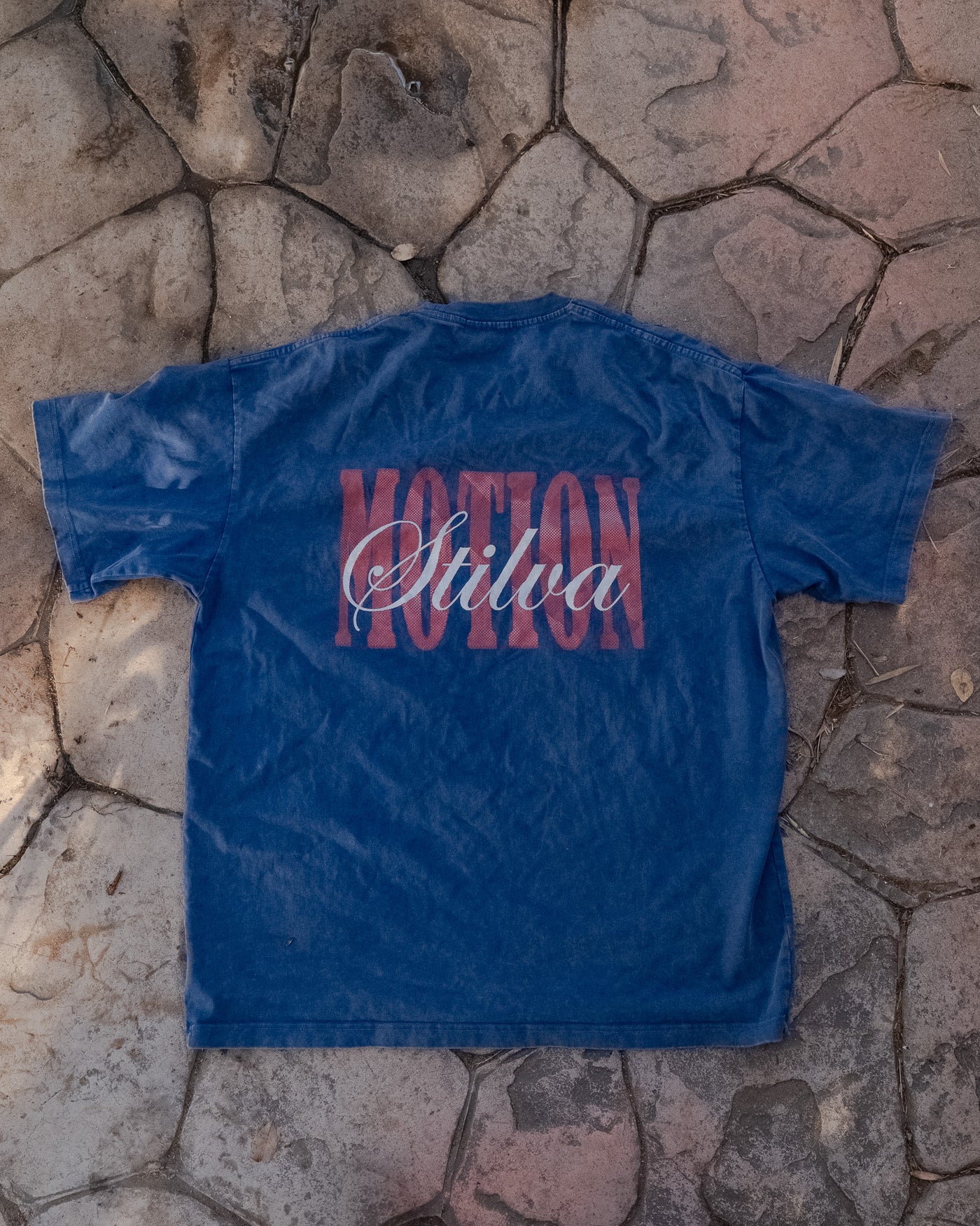 MOTION - BLUE WASHED - PREMIUM T SHIRT